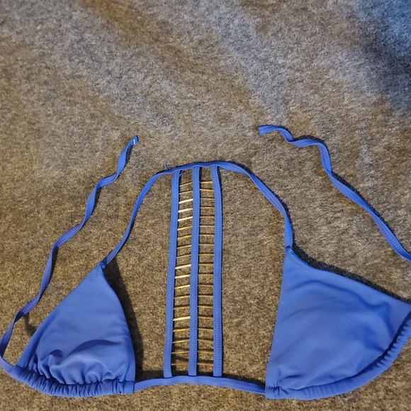 Xhilaration Medium Bikini Top - Picture 3 of 5